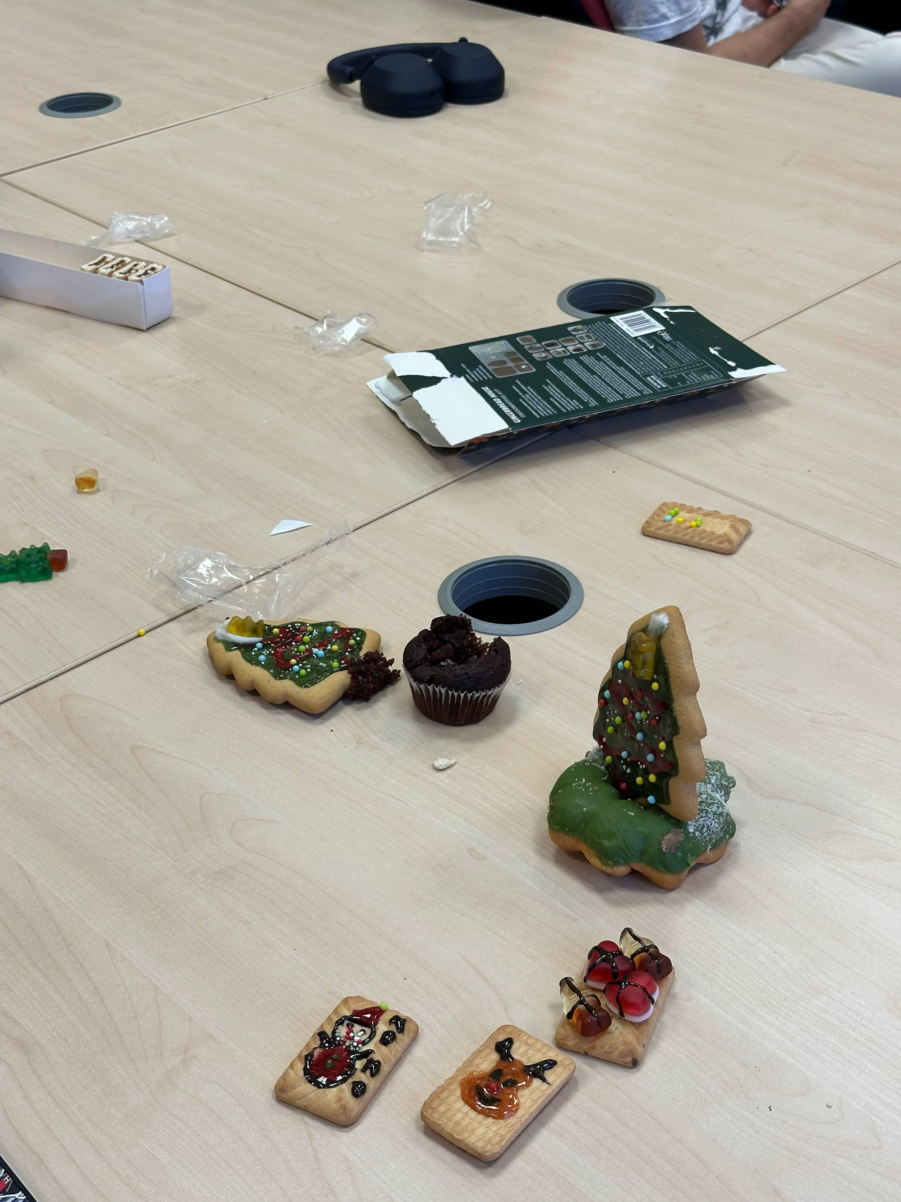 Cosy Winter Warmer - Image 23