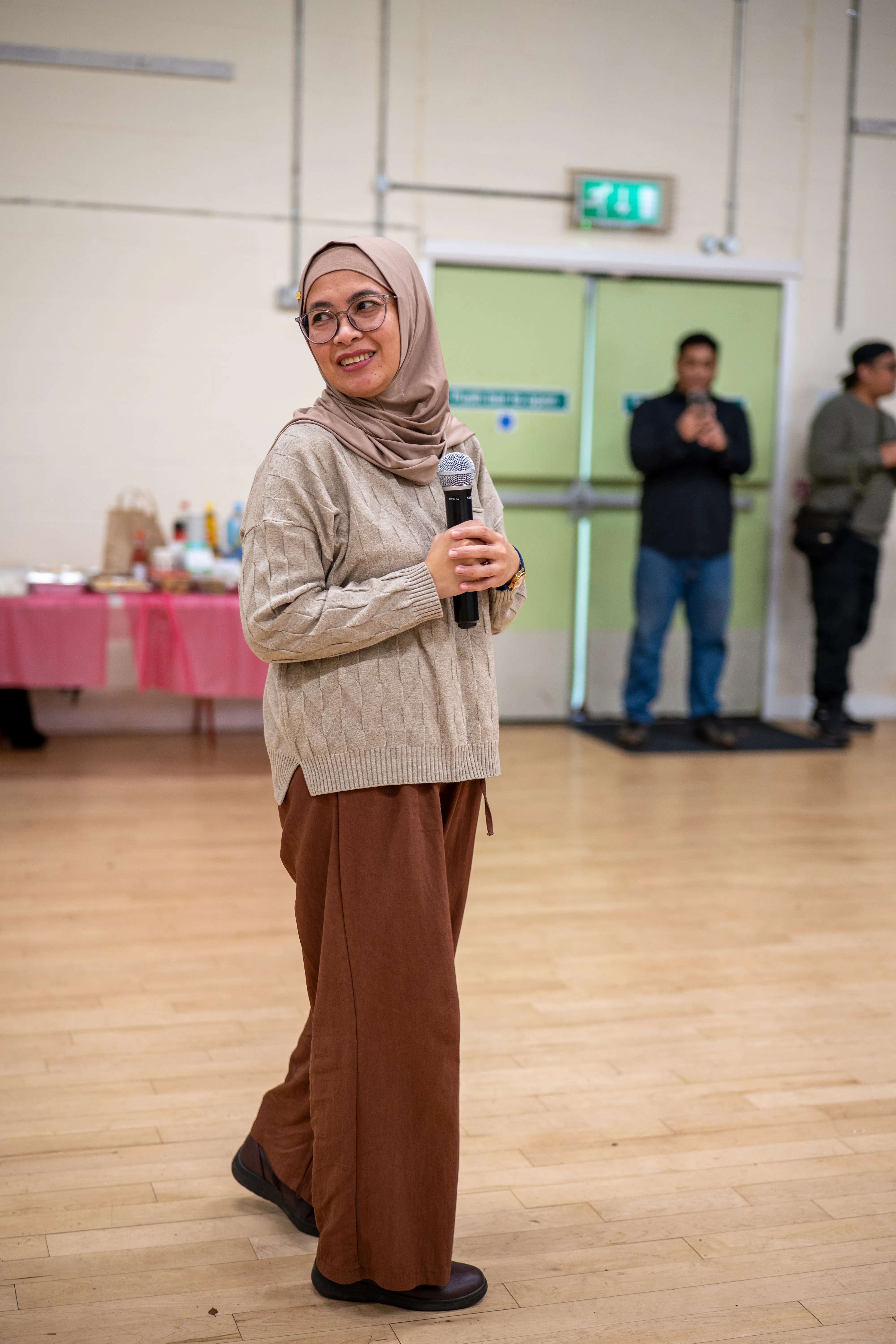 Winter Gathering - Image 29