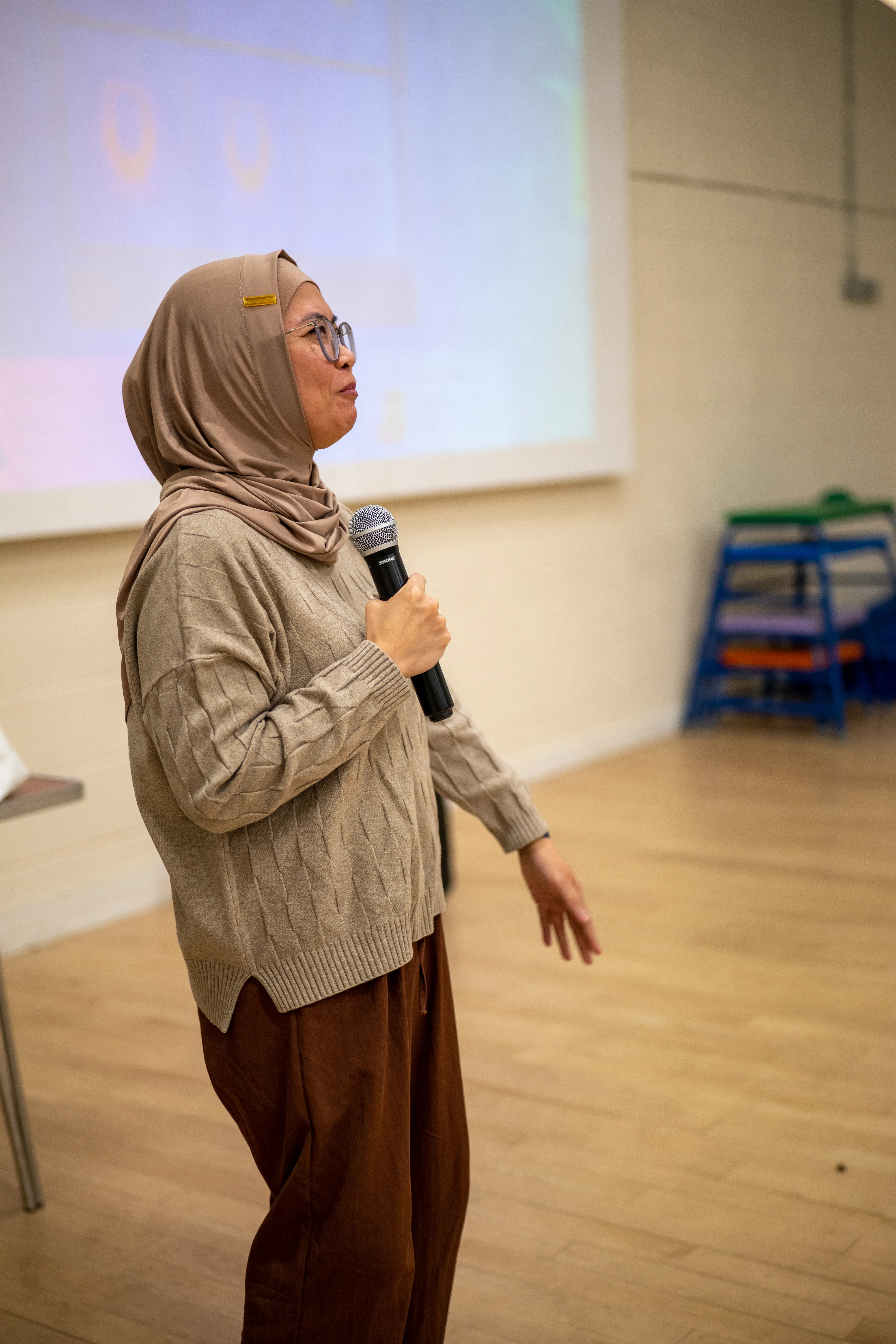 Winter Gathering - Image 32