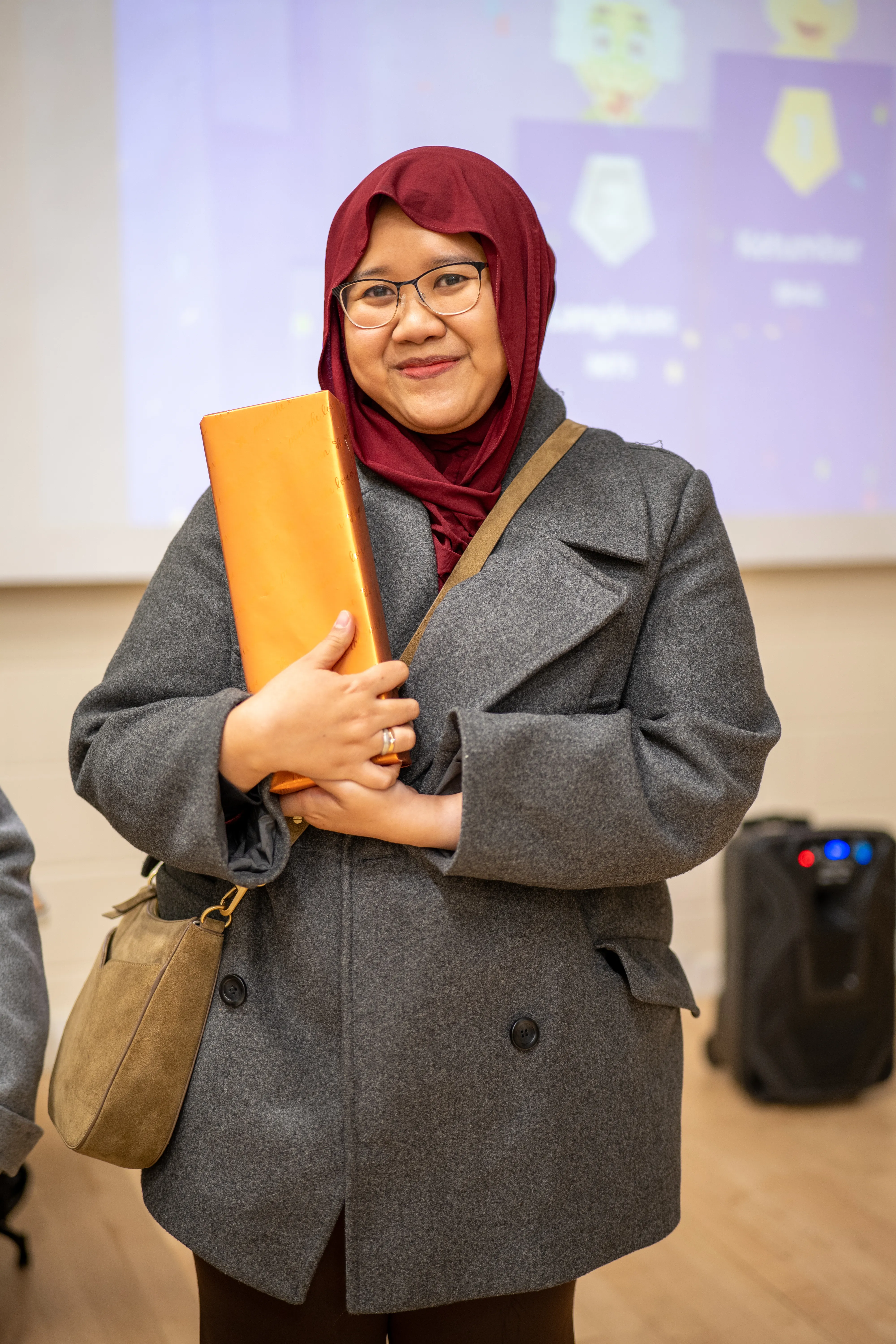 Winter Gathering - Image 40